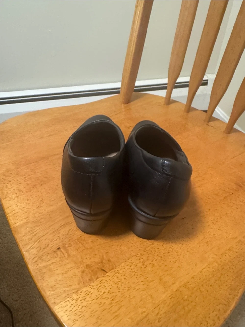 Collection B Black Leather Slip-On Flats for Women